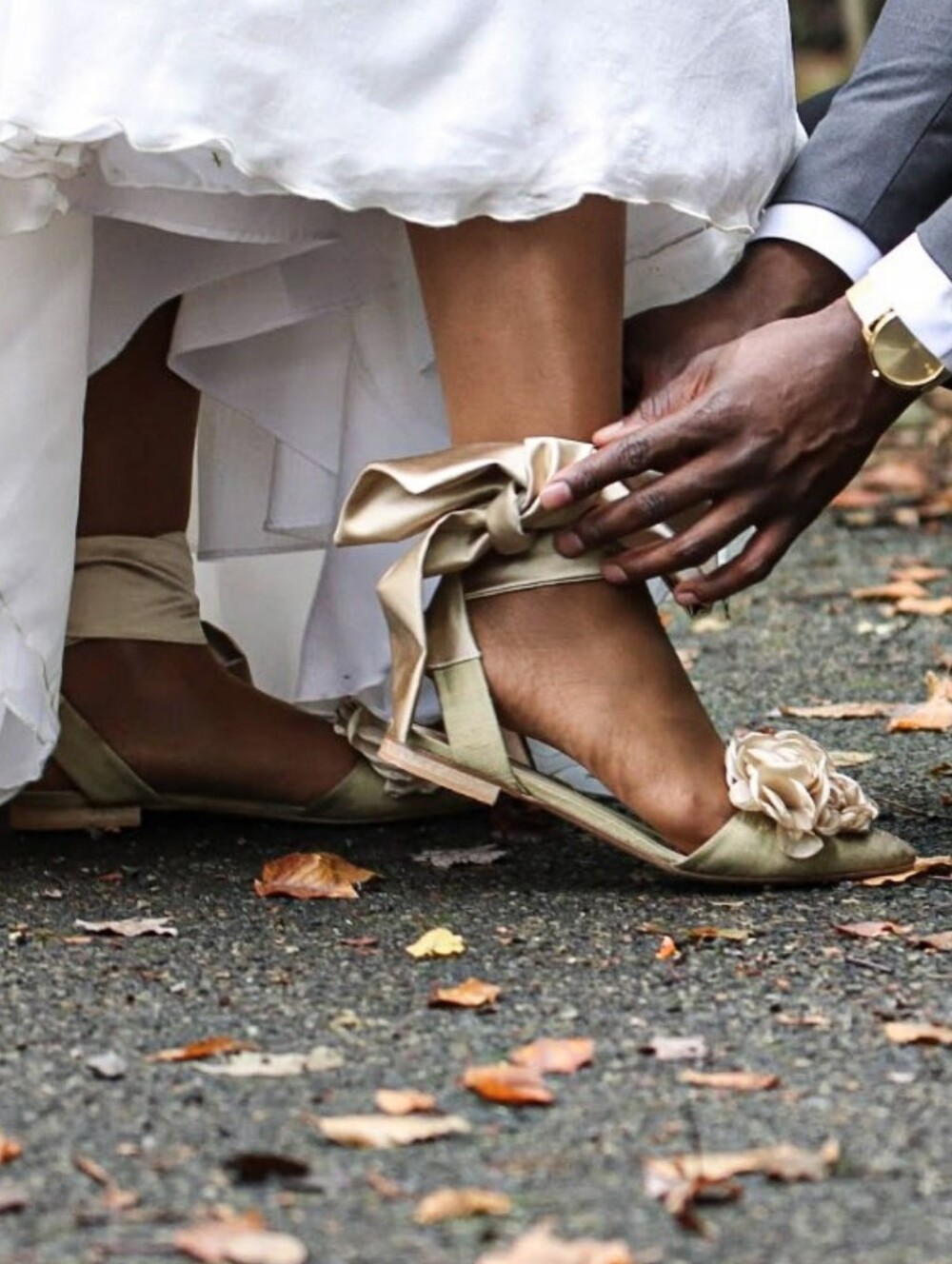 Women’s Satin Ankle-Tie Sandals with Rosette - Gold